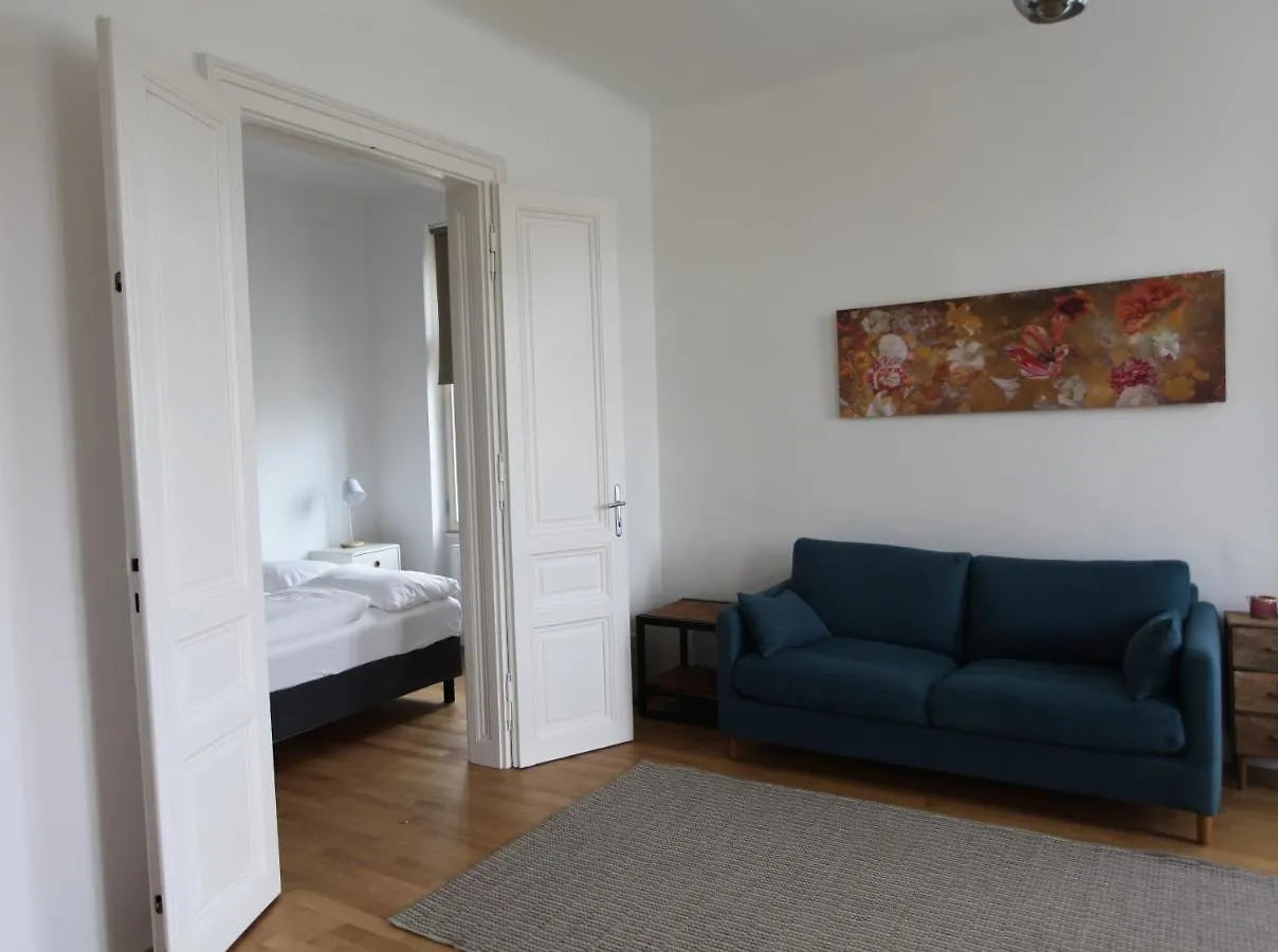 Casa Nostra - Moderne Lichtdurchflutete Wohnung Am Augarten Vienna 0*,  Austria